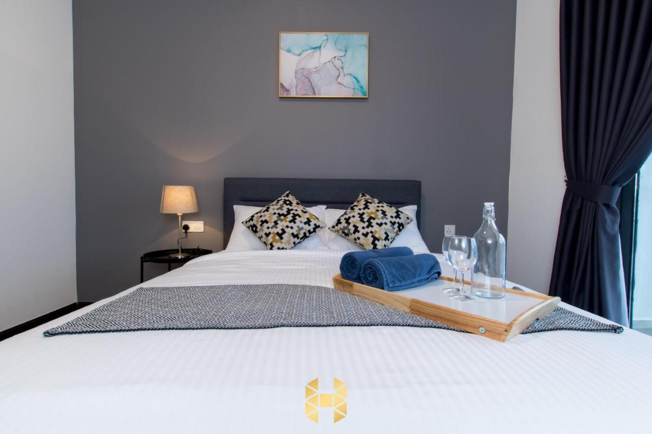 R&F Princess Cove Ciq Premium Sea & City View Suites By Neo Джохор-Бару Экстерьер фото